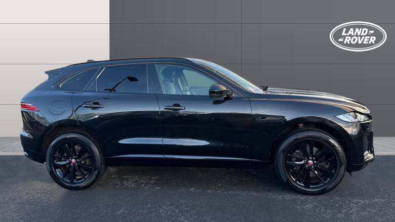 Jaguar F-Pace 2.0 D200 R-Dynamic Black 5dr Auto AWD Diesel Estate